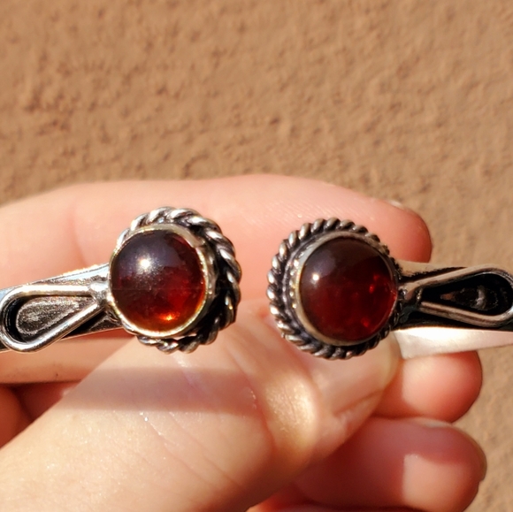 New Red Onyx Adjustable Silver Cuff Bracelet. - Picture 4 of 10